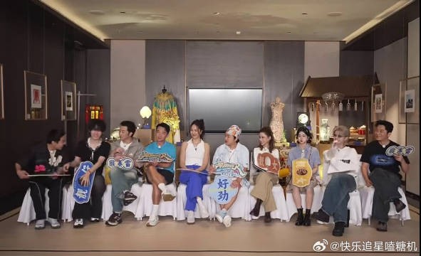 张真源大湾区最先想到王祖蓝,记得点心与礼物
