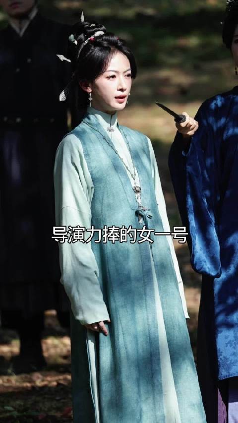 吴谨言资源真好,又当女一号了,快要超越白鹿了吧!