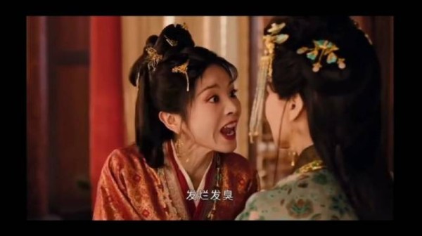 “发烂发臭”同台词演绎 嫁金钗 田曦薇 小时代 南湘 郭碧婷