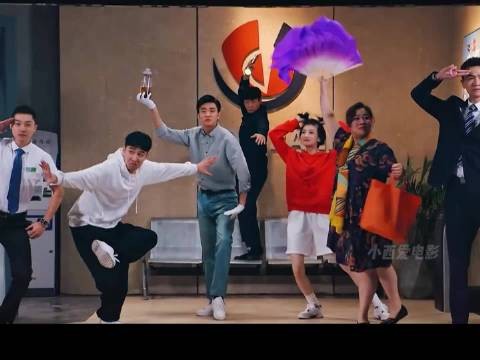 披星戴月的想你演失忆陪伴,每天换身份追爱看哭观众