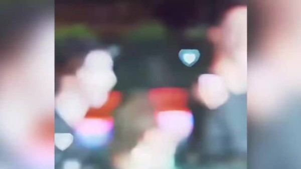王楚然录综艺被偶遇,臭脸翻白眼,身材五五 分,这次滤镜碎了
