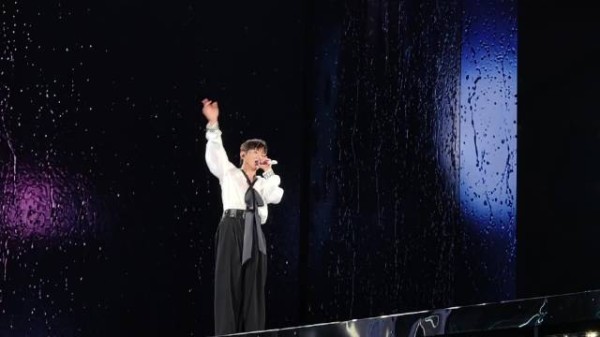 张杰演唱会VR视角惊艳亮相，全景立体画面搭配空间音效