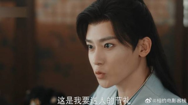 陆江来的卧底身份就要暴露了,他瞬间慌神!