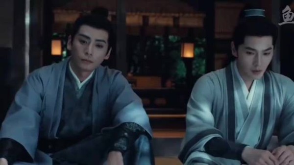 展昭未婚妻丁月华任寒水宫掌月使,白玉堂与展昭亦敌亦友