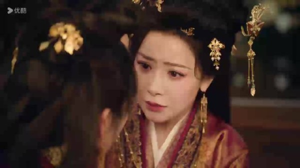 嫁金钗陈紫函饰演角色始终知晓魏娆为亲生女儿