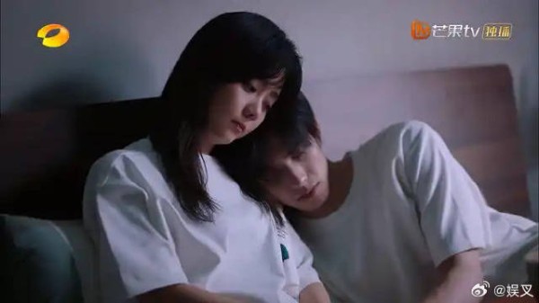 凌霄照顾陈婷吃苦头，李尖尖特别心疼，称以后我疼你