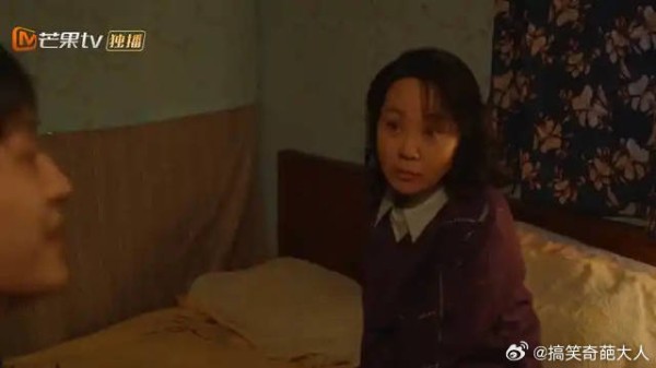 吴珊珊心眼子太多,黄玲故意装要睡觉,她立马识趣走人