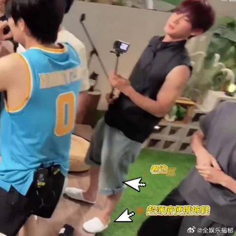 恭喜姚琛满江王赫野喜提二火战袍，并肩作战，一起奔赴最后的滚烫征程