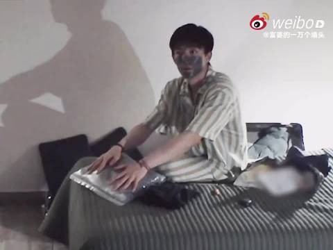 王星越猜邓为为何不开心,发消息关心未获回应