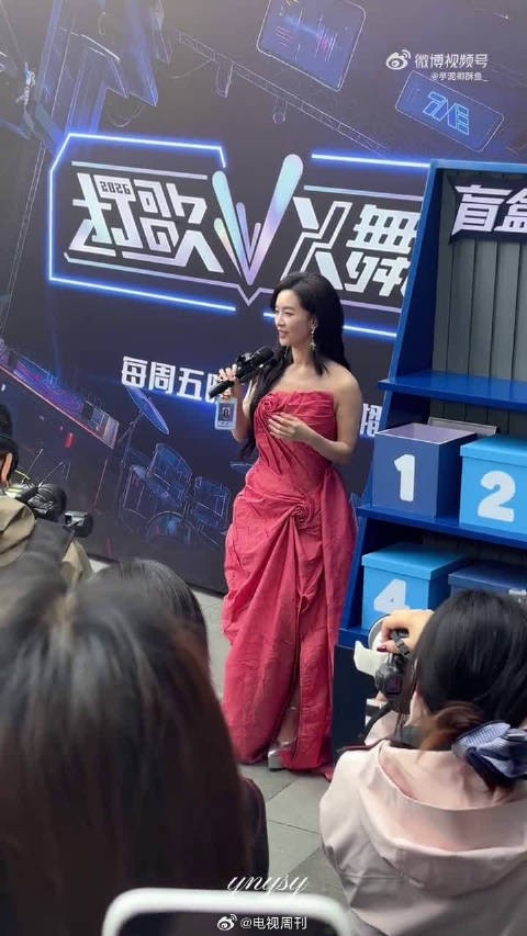  谁能拒绝李晟的红尘客栈清唱，一开口就把人带进古风江湖里