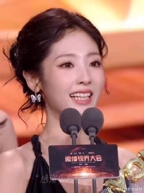 “真诚是永远的必杀技，像俺姐和俺嫂子一样，把日子过出花来”加油苏苏！