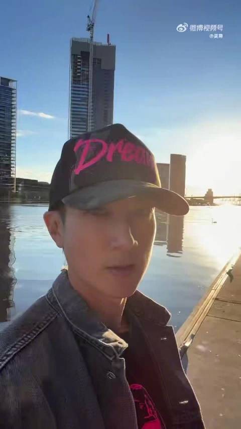 吴尊女儿neinei长大练武术 要做不一样女生
