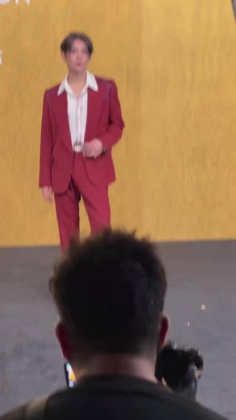 洪知秀赶上VOGUE红毯,惊现VOGUE盛典