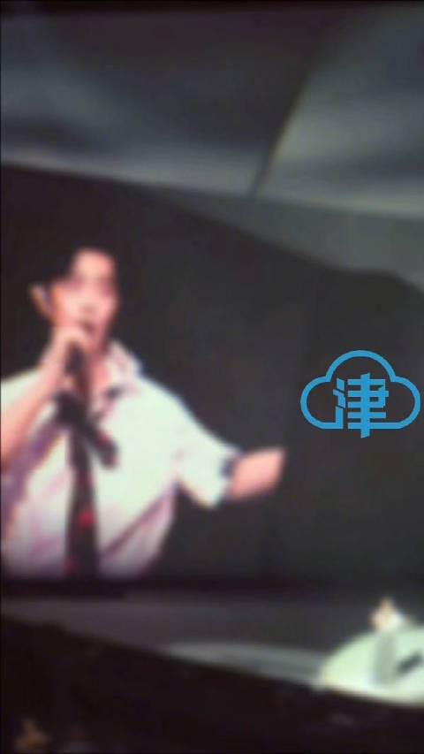 肖战南京演唱会如约唱响一首歌