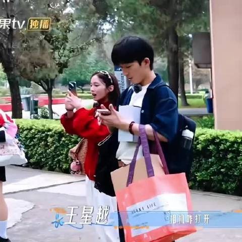 星越一个把“高效”刻在DNA里的男人,连搓衣服都是顺手的事