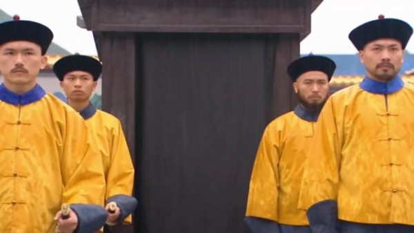 刘玉书捐官二十年当上巡检,雨中长跪午门谢恩