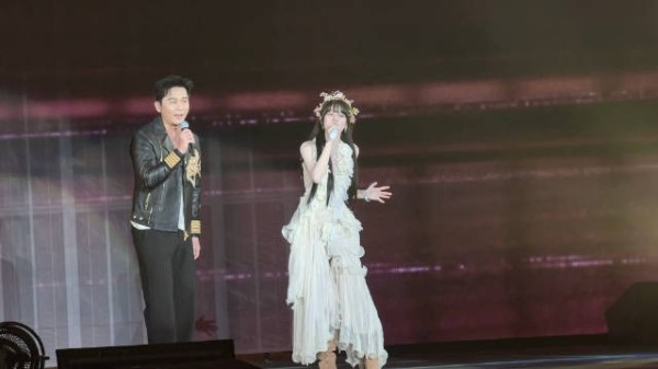 宋雨琦北京音乐分享会李晨任嘉宾，两人合唱无名之辈