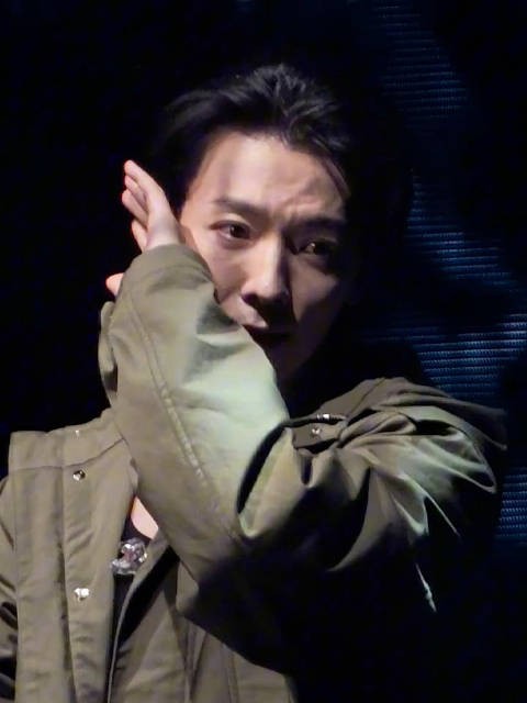 李东海solo 261024 ALIVE香港安可场 李东海 宝宝不哭 我们还会再见的 帕恰兔