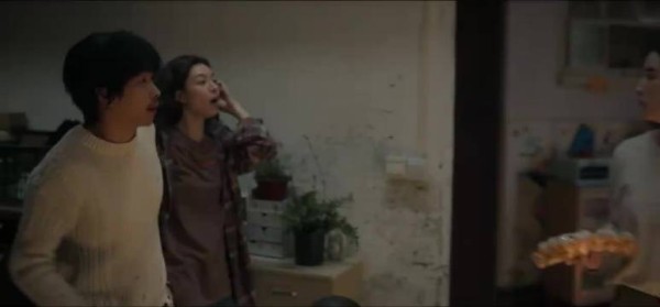 二人登门蹭饭,小马提出帮忙,小叶那无语的表情