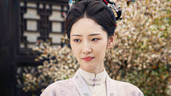 终于读懂了《兰香如故》里她的那句“你真是连青箱的脚后跟都赶不上”