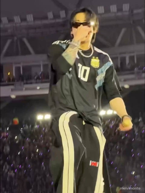 田柾国亮相BTS阿根廷演唱会Day3