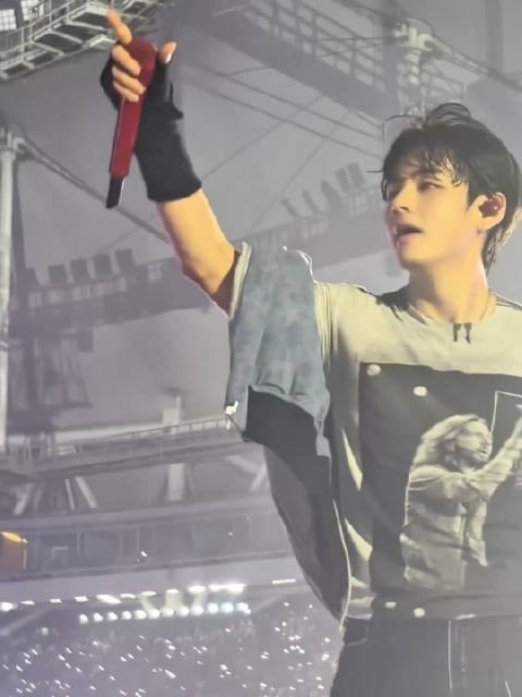 金泰亨kpop永一 261024 | BTS阿根廷演唱会Day2 越生的镜头越美丽