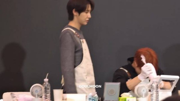 261025 签售 看JN做蛋糕看了很久的RJ cr. ddulmoon