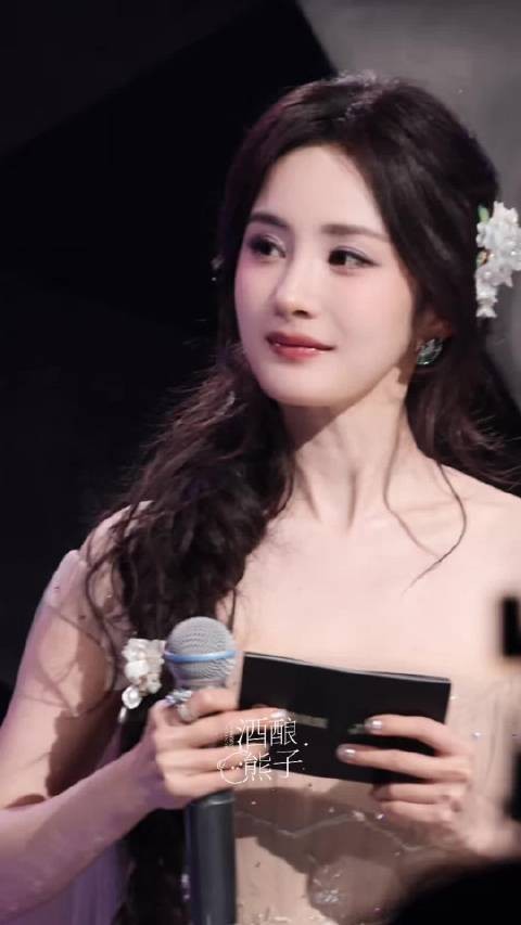 杨幂第二套好温柔啊啊啊啊妈咪