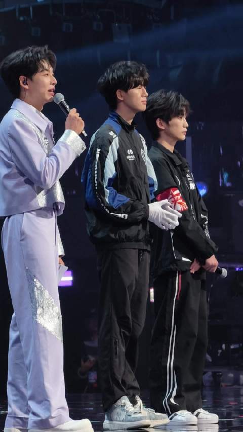兔播带着孙权小卡登场直拍 大家晚安好梦啦2026王者荣耀共创之夜