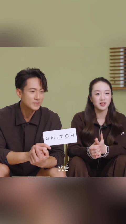 周杰伦鼓励吴尊女儿弹钢琴