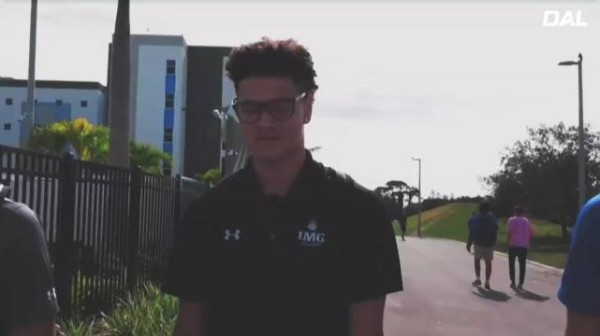 格林拼劲带动全队,绿宝进步明显