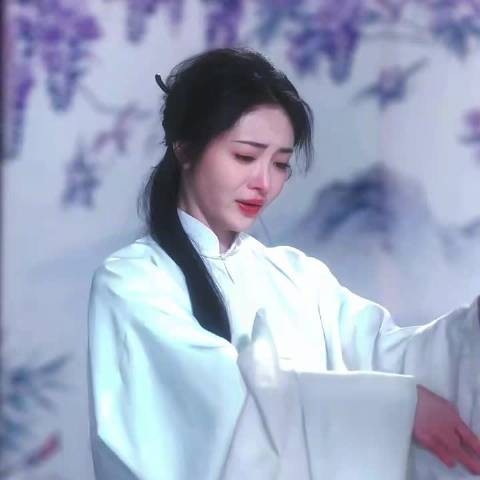 周洁琼哭戏演绎兰卿破碎感，情绪层层递进