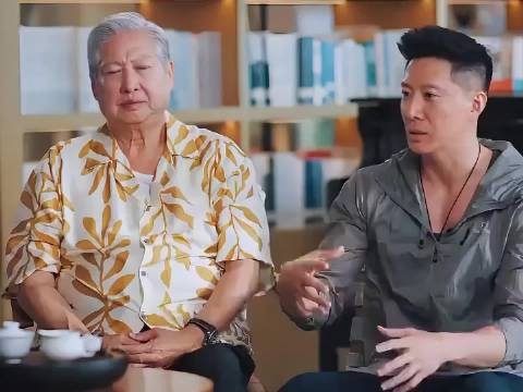 洪金宝：林正英喝酒后看谁不顺眼就会动手，成龙都被他揍过