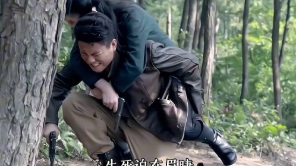 八路军夫妻被大批小鬼子追杀,关键时刻,队友赶到,全歼小鬼子