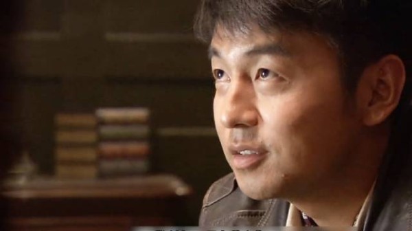 梁飞巧用声东击西成功救回女兵!