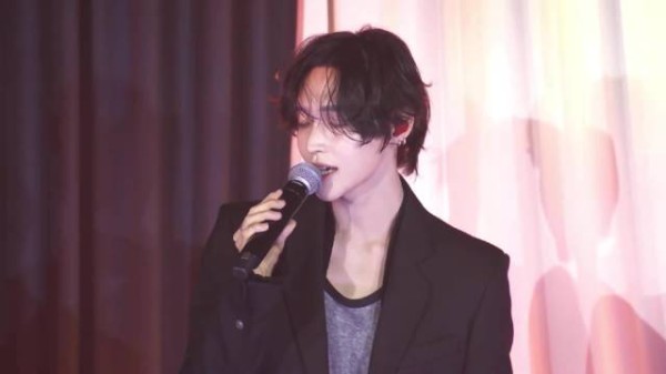 新歌 LIVE