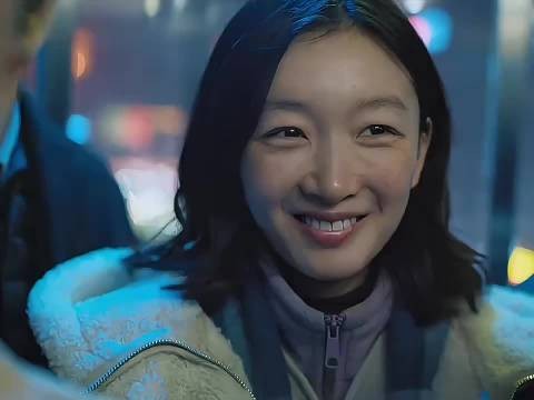 最典型的三角恋 他爱她爱他