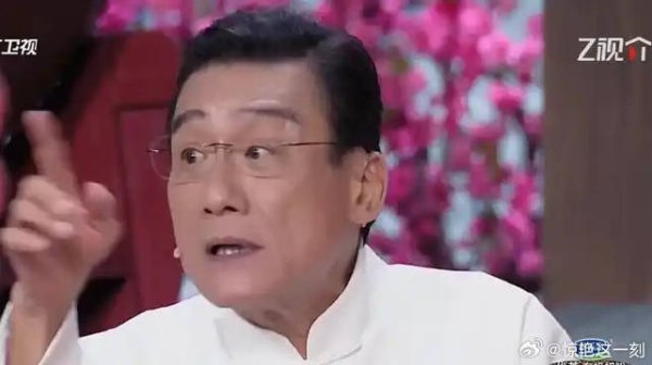 梁家辉为了养家,拼命拍戏三年没回家,女儿都不认识他太心酸!