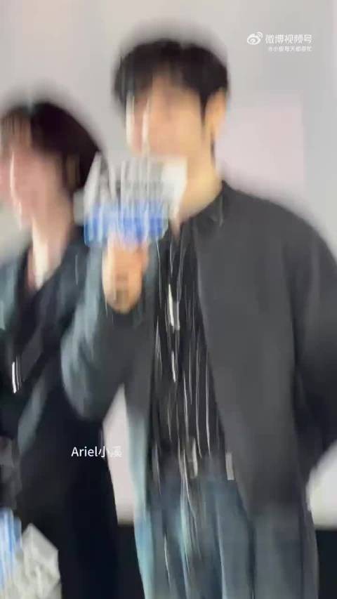 姜妍教肖战说东北话,肖战生频真爱降临
