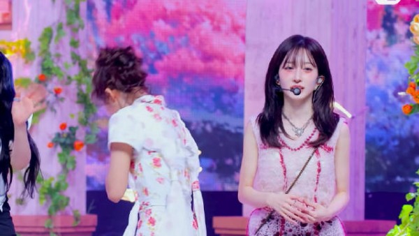 感谢把我们首次打歌拍得这么漂亮 MCD... 阿嚏˶>ࡇ