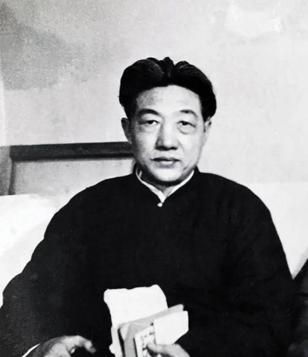 徐悲鸿与妻子婚变,带病赶稿100幅画和100万元,作为离婚费
