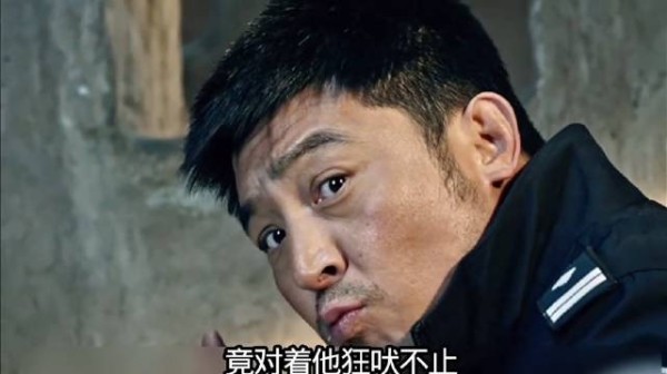 男人好心救下一条小狗,狗狗却用一生守护主人!