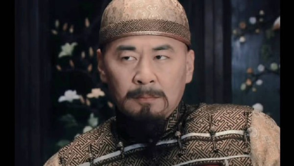皇后还在这刷信用卡,一转头发现甄嬛都请神上身了