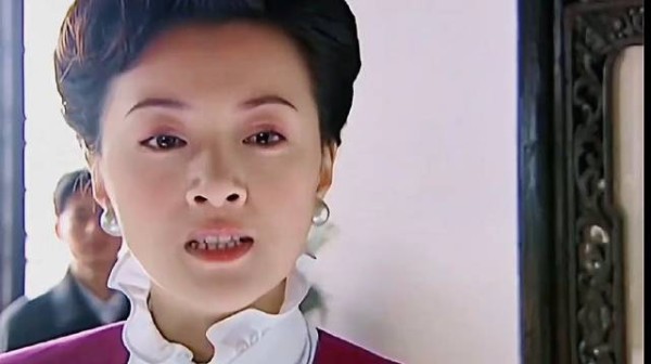 爷爷住院，各房来医院逼香秀交出家产！