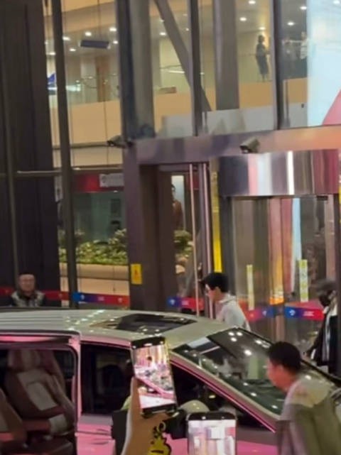 刘宇宁录制音乐缘计划下班 实力派全能艺人