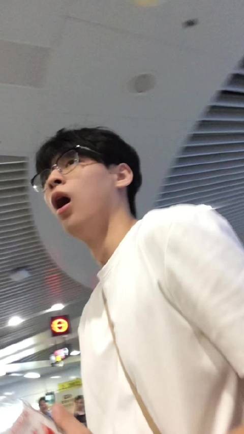 后悔自己没时时刻刻举升机拍 现在每天看着相册的照片视频都翻烂了