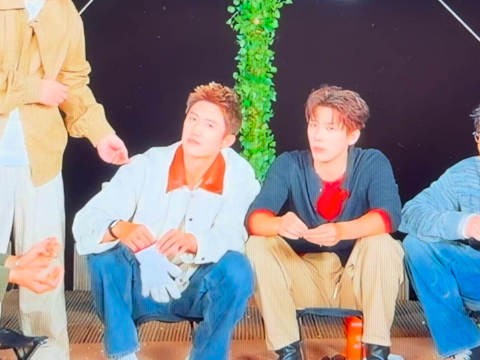 腾哥锁脖鱼鱼无辜抬头安宇扶