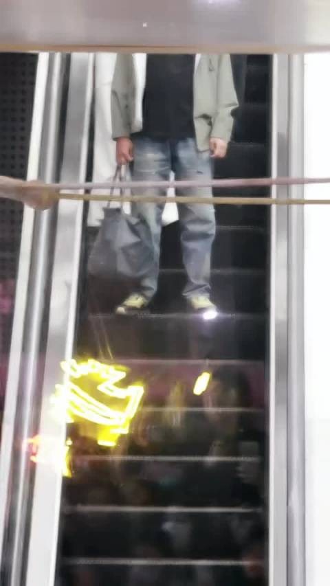 刘宇宁身材被赞好顶 塞超模含金量上升