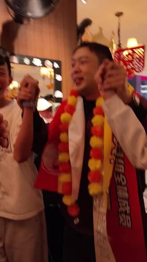 喻言大锁为杜海涛生日演戏拖延时间
