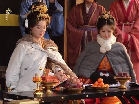 嫁金钗魏娆周芙母女上演宫心计 母女同框,最权威的妈妈和女儿出现了!